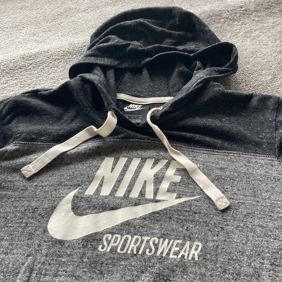 Women's Nike Hoodie Sz S Pullover Drawstring Logo Swoosh Y2K Gray‎ - Picture 1 of 9